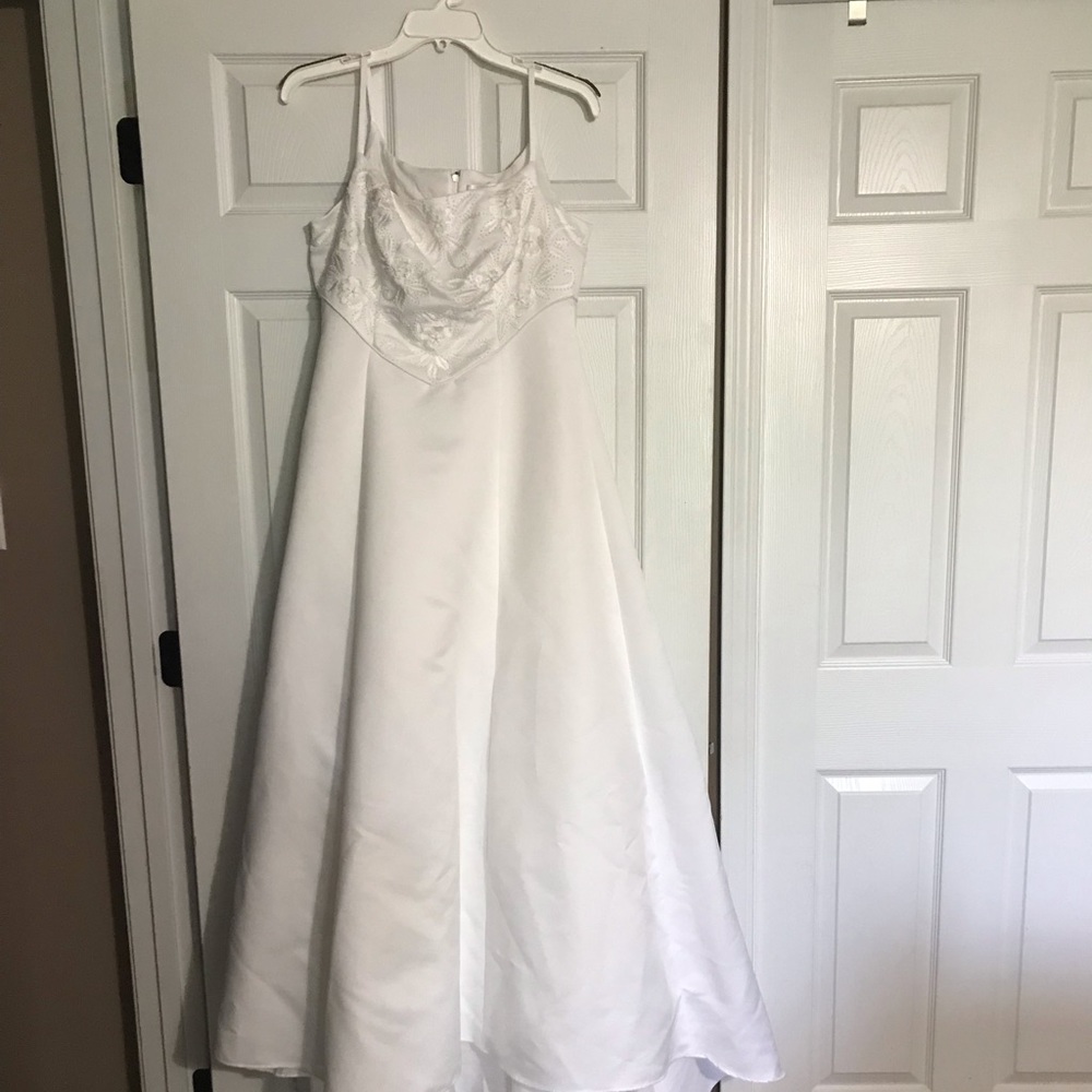 Wedding dress